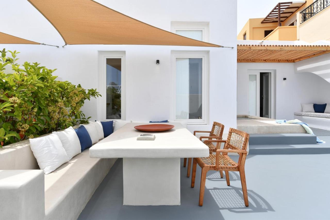 Thiro Santorini Villa Fira  Exterior photo
