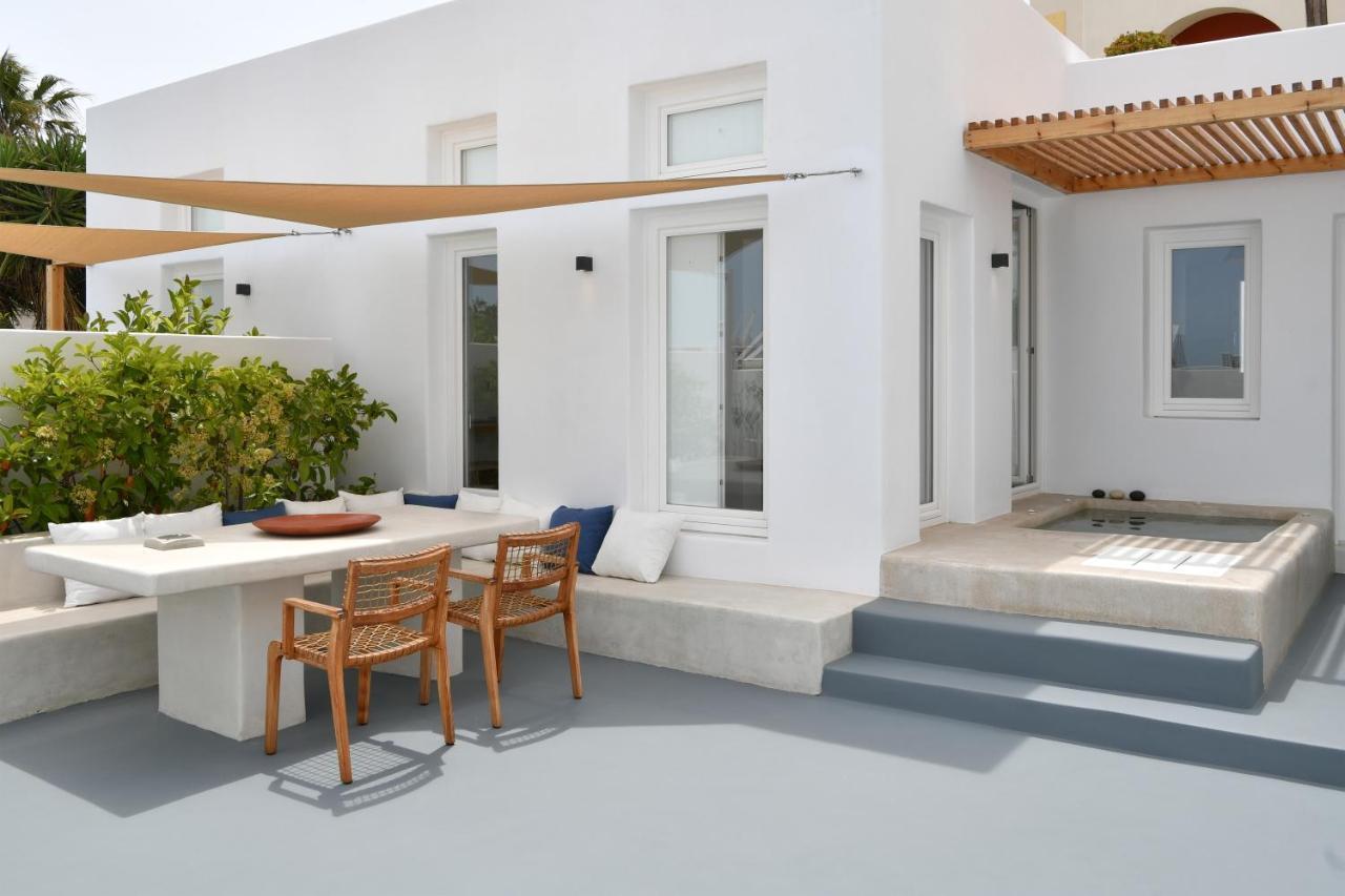 Thiro Santorini Villa Fira  Exterior photo